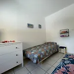 펜션 Maison Avec Exterieur 6-8personnes 톤네이샤랑트