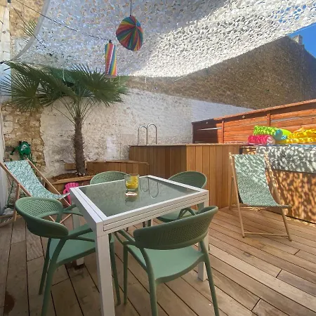 Charentaise 6-8 Personnes Avec Piscine *