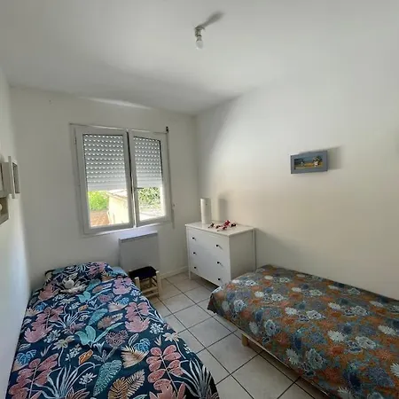 Charentaise 6-8 Personnes Avec Piscine Hébergement de vacances *