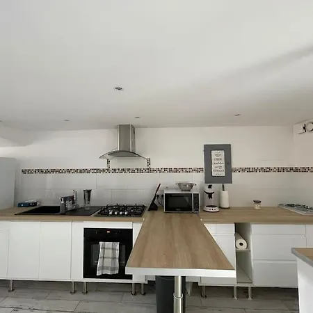 別荘 Charentaise 6-8 Personnes Avec Piscine Tonnay-Charente